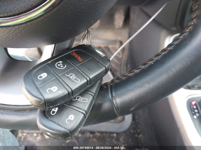 3C4NJCBBXHT668955 Jeep New Compass Latitude Fwd