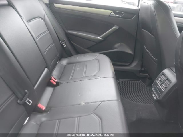 1VWSA7A39MC002337 Volkswagen Passat 2.0t Se