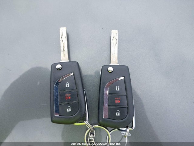 Scion IM 2016 JTNKARJE1GJ503993 Image 11