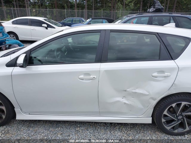 Scion IM 2016 JTNKARJE1GJ503993 Image 14