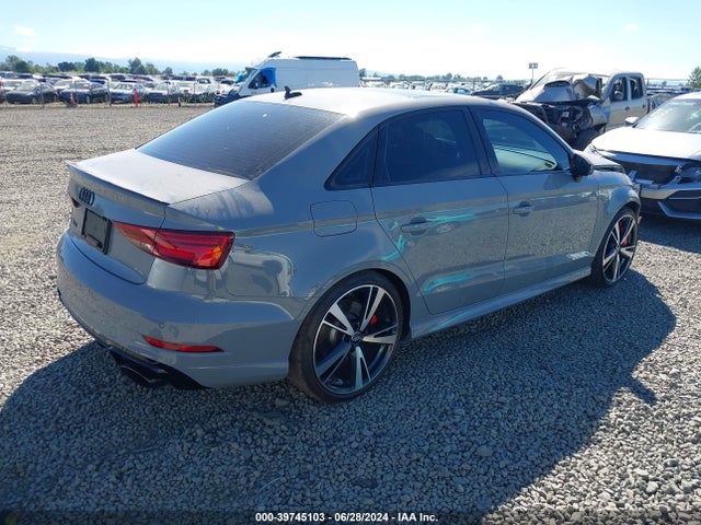 2020 AUDI RS 3 WUABWGFF6LA901970 Photo 3