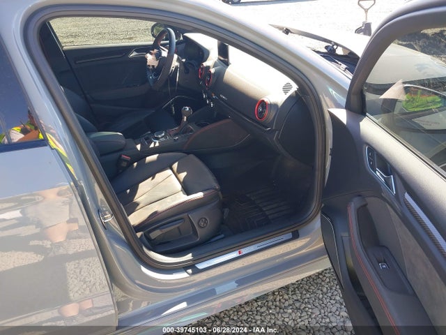 2020 AUDI RS 3 WUABWGFF6LA901970 Photo 4