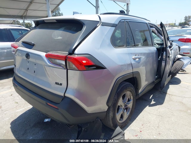 Toyota Rav4 Xle 2024 2T3W1RFV5RC264310 Image 4