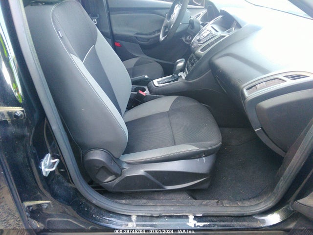 Ford FOCUS SE 2014 1FADP3F24EL268522 Image 5