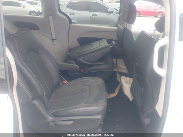 Chrysler Pacifica Hybrid Select 2024 2C4RC1S72RR123719 Image 8