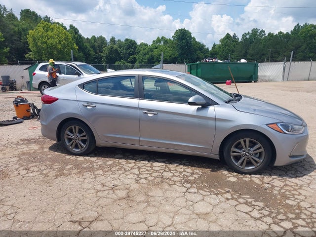Hyundai Elantra Value Edition 2017 5NPD84LF7HH199189 Image 14