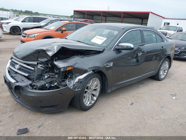 Ford Taurus Limited 2018 1FAHP2F87JG109562 Image 2