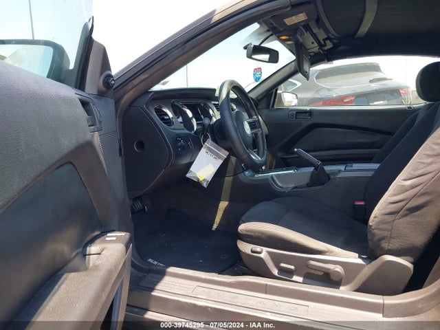 Ford Mustang V6 2014 1ZVBP8EMXE5306404 Image 5