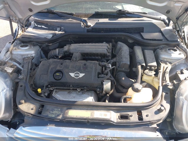 2010 MINI COOPER WMWMF3C55ATZ26786 Photo 9