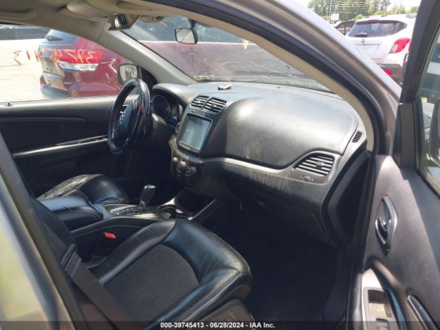 3C4PDDGG2JT467048 Dodge Journey Crossroad Awd