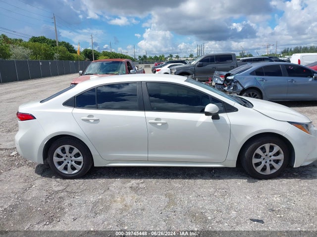 Toyota COROLLA LE 2021 5YFEPMAE8MP252609 Image 13