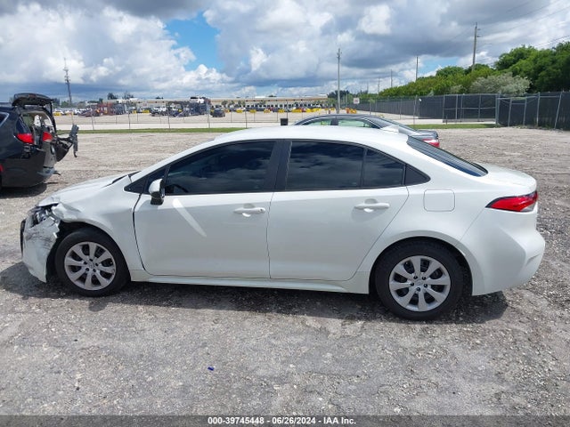 Toyota COROLLA LE 2021 5YFEPMAE8MP252609 Image 14