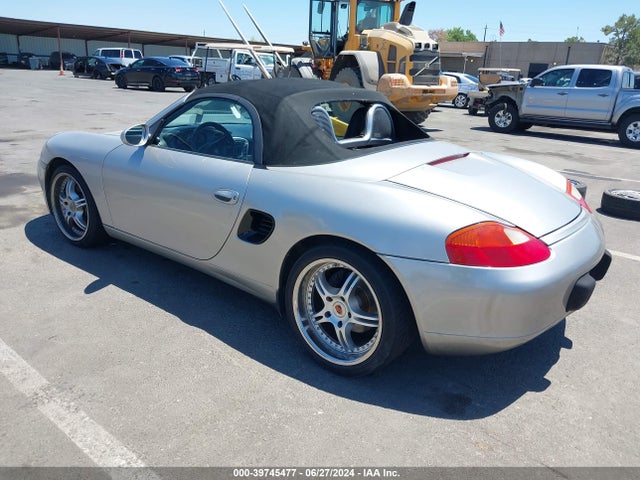 1998 PORSCHE BOXSTER WP0CA298XWU621407 Photo 2