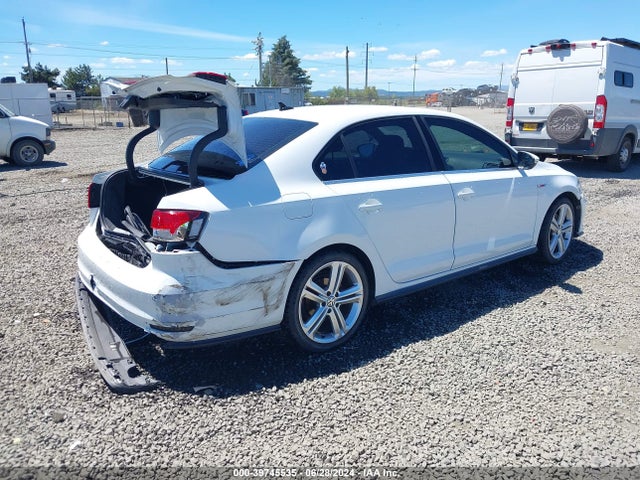 3VW4T7AJ2GM334883 Volkswagen Jetta 2.0t Gli Sel