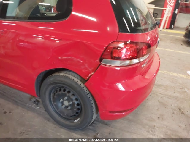 Auction sale of the 2011 Volkswagen Golf 2.5l 2-door, vin: WVWBB7AJ1BW247465, lot number: 39745546