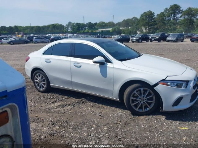 WDD3G4FB0KW023230 Mercedes-Benz A 220 4matic