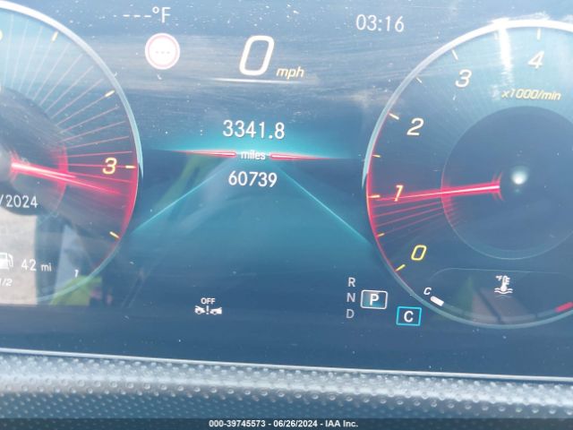 WDD3G4FB0KW023230 Mercedes-Benz A 220 4matic