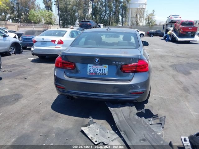 WBA8E1C5XJA178007 BMW 330e Iperformance