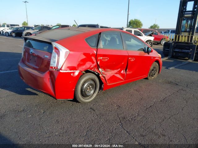 JTDKN3DU5E0375169 Toyota Prius Two