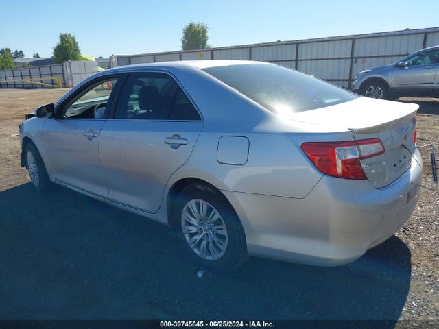 Toyota CAMRY LE 2014 4T4BF1FK5ER394389 Image 3