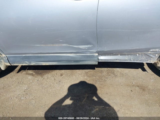 JTMRJREV0HD116218 Toyota Rav4 Hybrid Xle