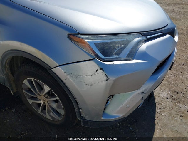 JTMRJREV0HD116218 Toyota Rav4 Hybrid Xle