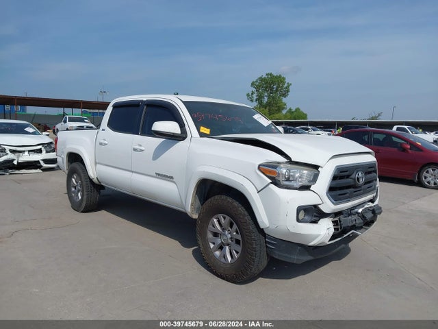 Toyota Tacoma Sr5 V6 2017 5TFAZ5CNXHX050910 zdjęcie główne