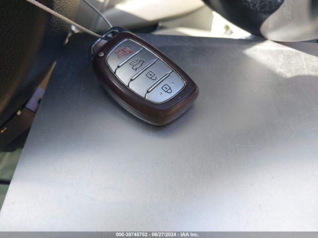 KMHD84LF0HU312904 Hyundai Elantra Limited