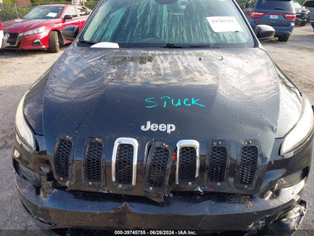 1C4PJLABXGW159063 Jeep Cherokee Sport