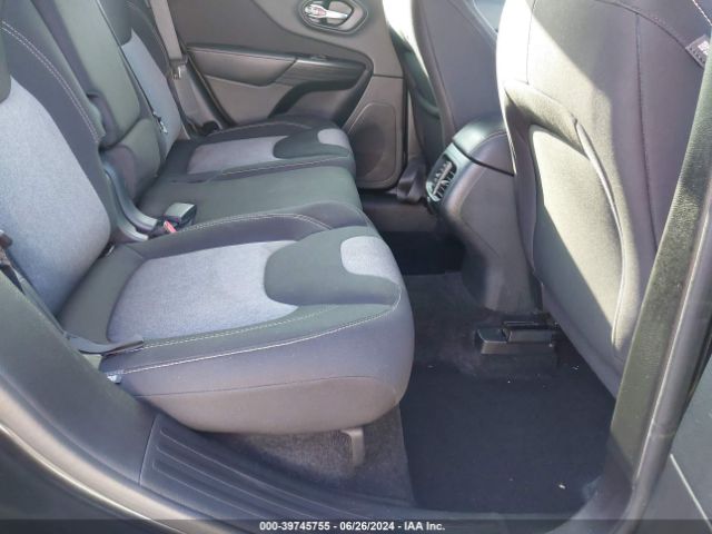 1C4PJLABXGW159063 Jeep Cherokee Sport