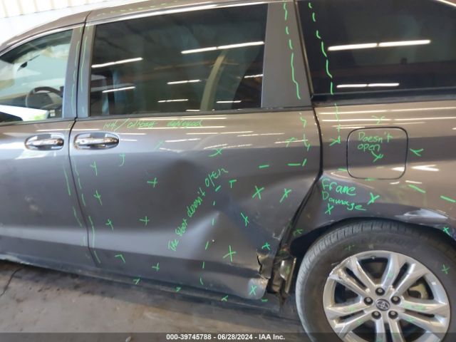 5TDESKFC9PS097400 Toyota Sienna Platinum