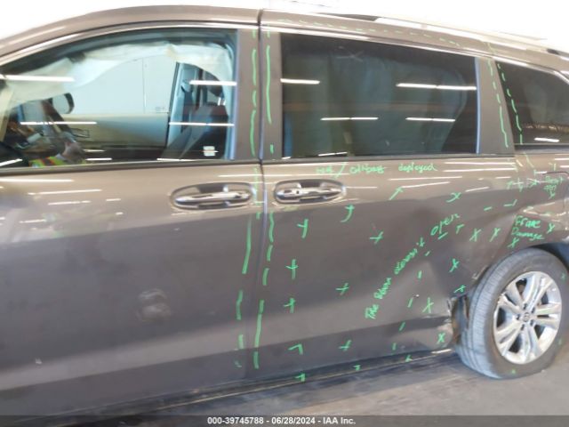 5TDESKFC9PS097400 Toyota Sienna Platinum