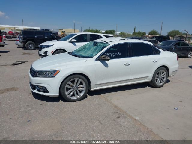 1VWGT7A39HC019077 Volkswagen Passat 1.8t Se
