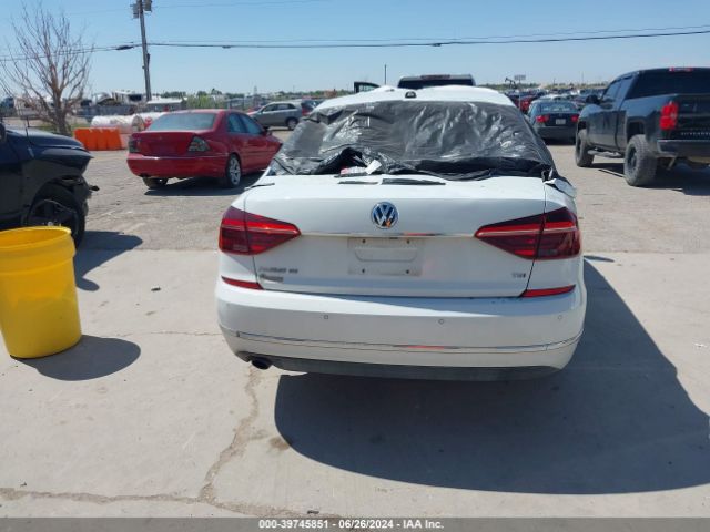 1VWGT7A39HC019077 Volkswagen Passat 1.8t Se