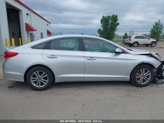 Hyundai SONATA SE 2016 5NPE24AF9GH317508 Image 13