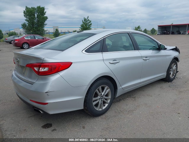 Hyundai SONATA SE 2016 5NPE24AF9GH317508 Image 4