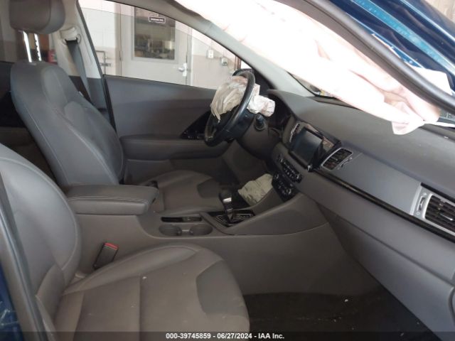 KNDCC3LC4J5146935 KIA NIRO EX