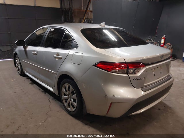 Toyota COROLLA LE 2021 JTDEPMAE3MJ145942 Image 3