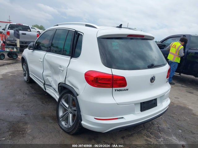 WVGUV7AX0HK015407 Volkswagen Tiguan 2.0t Sport
