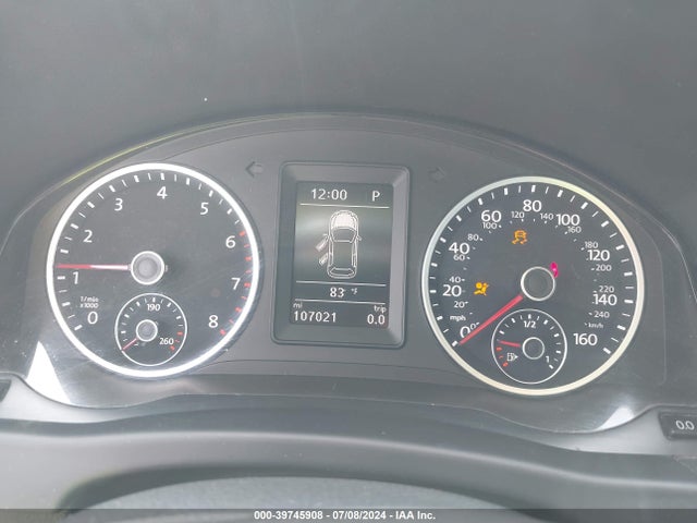 WVGUV7AX0HK015407 Volkswagen Tiguan 2.0t Sport