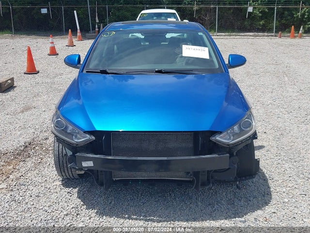 Hyundai Elantra Value Edition 2018 5NPD84LF8JH369713 Image 13