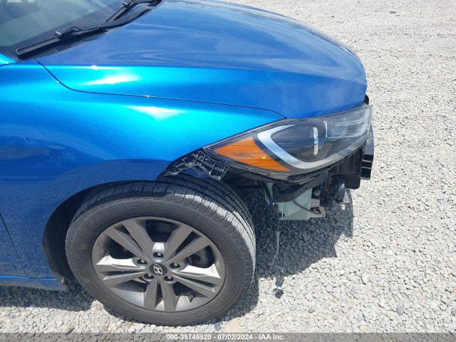 Hyundai Elantra Value Edition 2018 5NPD84LF8JH369713 Image 18