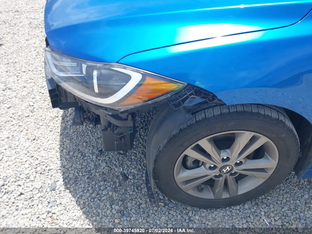 Hyundai Elantra Value Edition 2018 5NPD84LF8JH369713 Image 19
