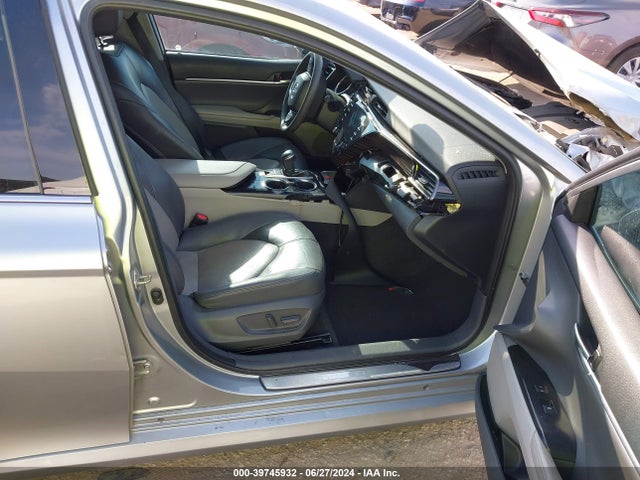 Toyota CAMRY XLE 2020 4T1F11AK5LU861826 Image 3