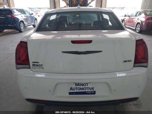 Chrysler 300 Touring L Awd 2023 2C3CCASG7PH661944 Image 17
