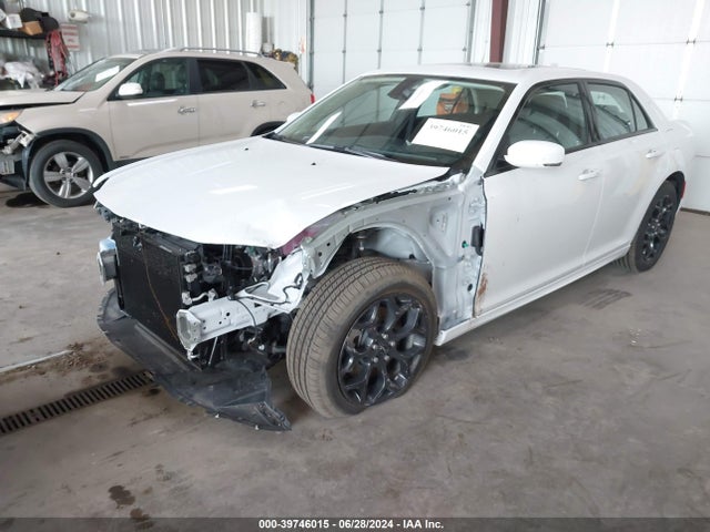 2C3CCASG7PH661944 Chrysler 300 Touring L Awd