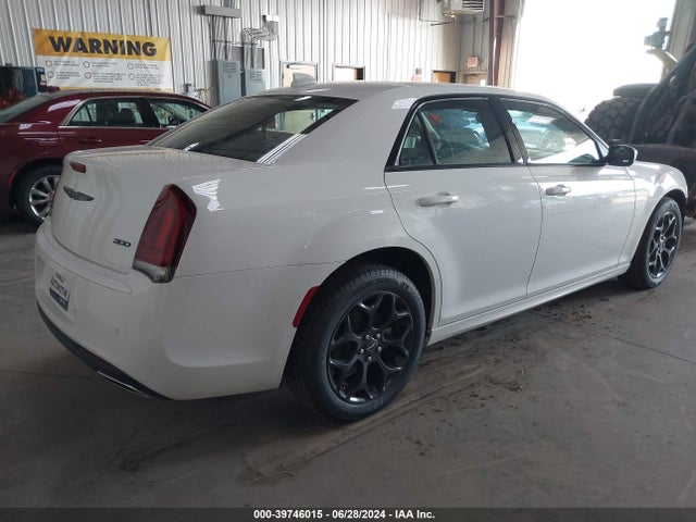 2C3CCASG7PH661944 Chrysler 300 Touring L Awd