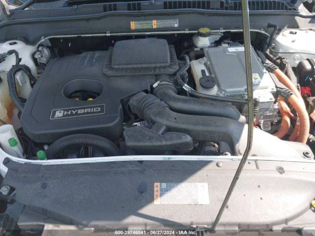 3FA6P0LU4HR222448 Ford Fusion Hybrid Se