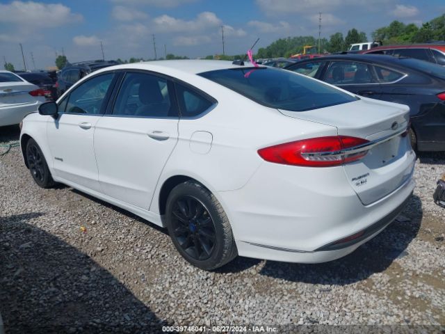 3FA6P0LU4HR222448 Ford Fusion Hybrid Se