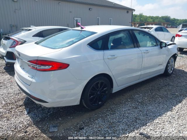 3FA6P0LU4HR222448 Ford Fusion Hybrid Se